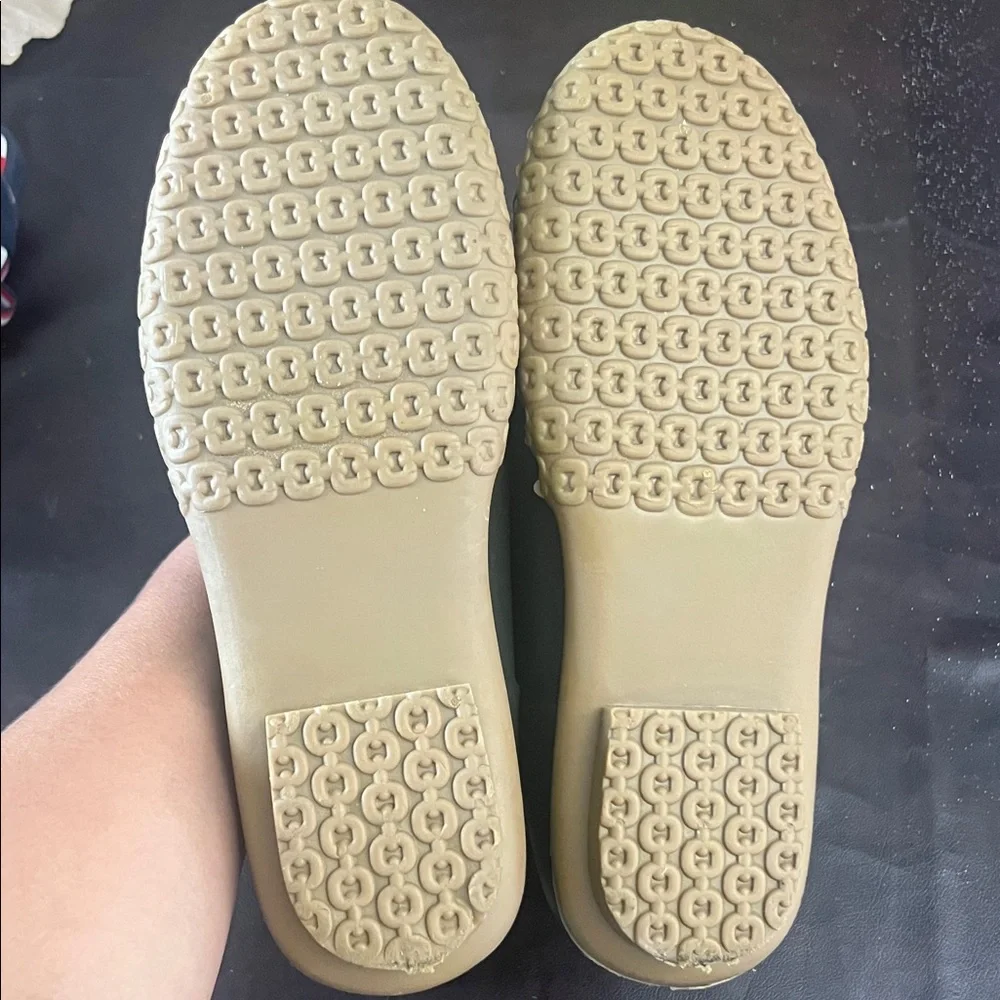 Stylish Tan and Green Boat Shoes‎